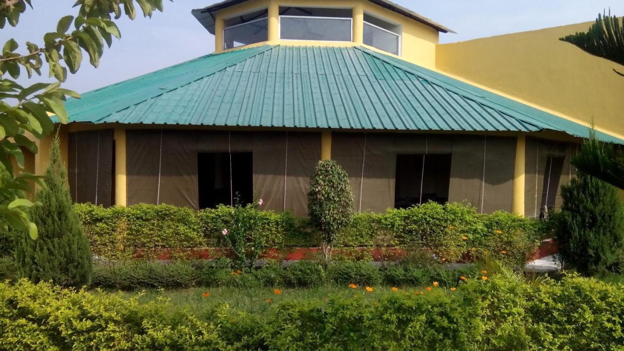 Tusk And Roar Corbett Resort Dhela Exterior foto